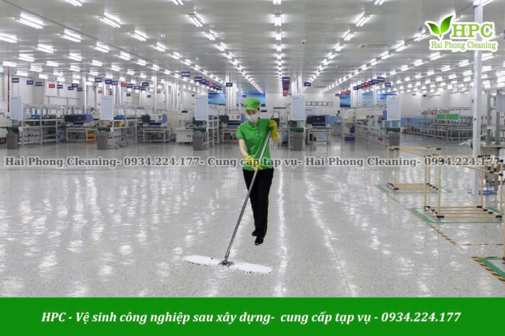 Nhân viên vệ sinh được đào tạo và giám sát bài bản