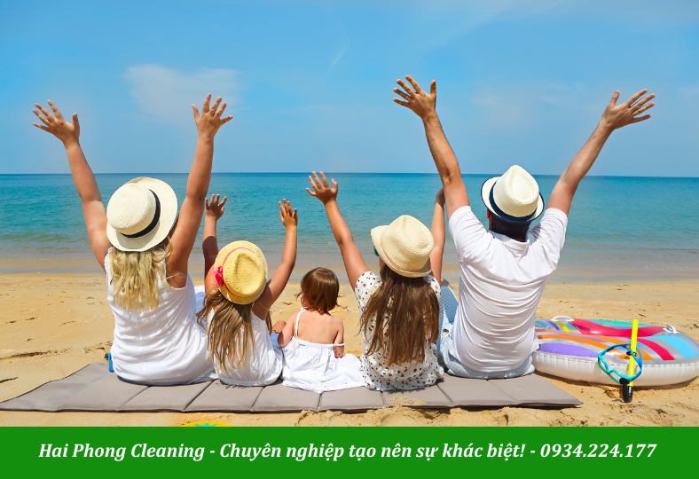 Bãi biển là địa điểm lý tưởng cho các chuyến du lịch hè