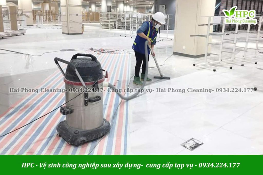Vệ sinh sau xây dựng cho doanh nghiệp - Sàn